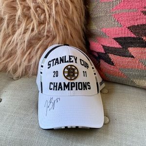 Patrice Bergeron signed hat - 2011 Boston Bruins Stanley Cup Champions
